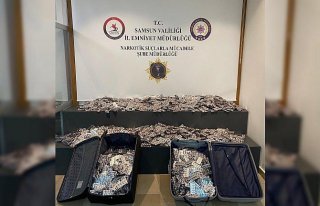 Samsun otogarında valizlerinde 56 bine yakın uyuşturucu...
