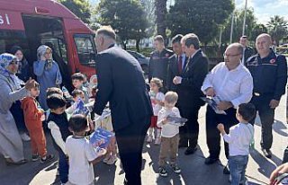 Samsun'da minik öğrenciler itfaiyeyi ziyaret...