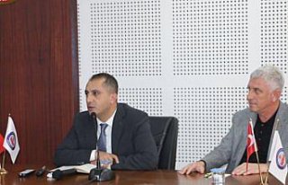 Of'ta muhtarlar toplantısı düzenlendi