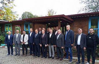 Salıpazarı'nda belediye başkanları ve meslek...