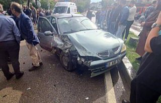 Samsun'da iki otomobilin çarpıştığı kazada...