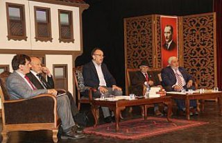 Akçaabat'ta söyleşi gerçekleştirildi