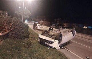 Atakum'da iki ayrı kazada 2 kişi yaralandı