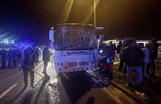 Bolu'da 3 işçi servisinin karıştığı kazada...