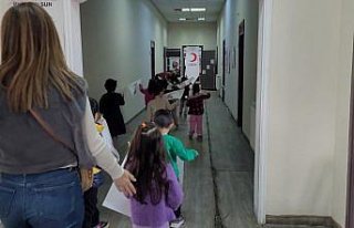 Türk Kızılay'dan Tekkeköy'de kışlık...