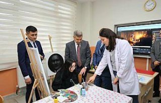 Artvin Valisi Ergün, okullarda incelmelerde bulundu