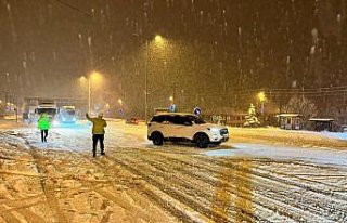 Bolu Dağı'nda ağır tonajlı araçların geçişine...