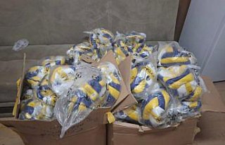 Çorum'da spor ve eğitim destek paketleri okullara...