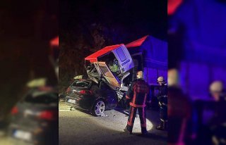 Giresun'da tır ile otomobilin çarpışması...