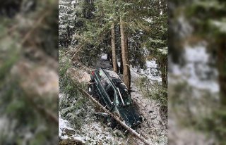 Giresun'da uçuruma düşen cipteki 5 kişi yaralandı