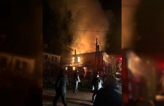 Göynük'te ahşap evde çıkan yangın söndürüldü