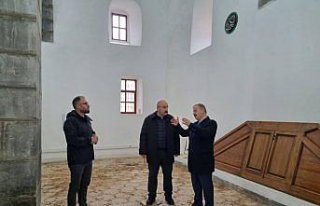 Niksar Kaymakamı Perçi, Ulu Cami'deki çalışmaları...