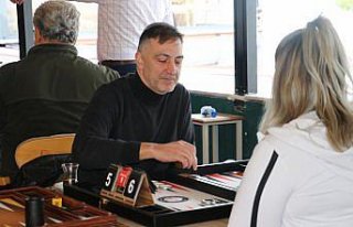 Samsun'da modern tavla şampiyonası devam ediyor