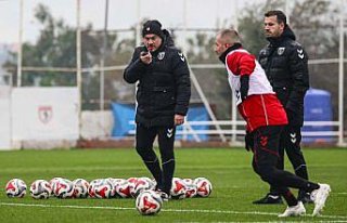 Samsunspor, Fenerbahçe maçı hazırlıklarına başladı