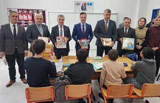 Suluova Kaymakamlığı, özel öğrencilere eğitim...