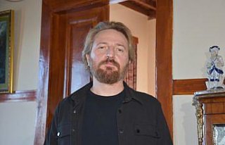 TRT'nin sevilen dizisi “Taşacak Bu Deniz“in...