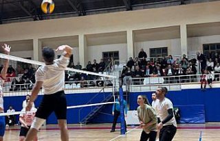 Vezirköprü'de Öğretmenler Günü turnuvaları...