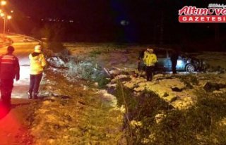 Bafra'da devrilen otomobildeki 3 kişi yaralandı