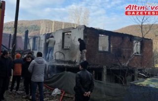 Samsun’da evde çıkan yangında 2 kişi hayatını...