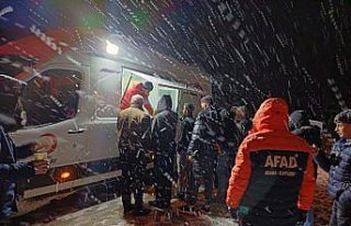 Tokat'ta yolda kalanlara çorba ikramı