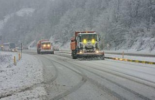 Zonguldak, Karabük ve Kocaeli'de kar etkili...