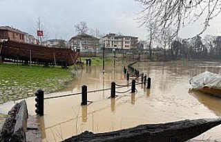 Bartın'da sağanak taşkına neden oldu