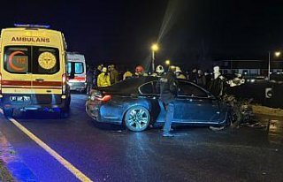 Düzce'de özel halk midibüsü ile otomobilin...