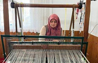 Eski köy camisi lojmanını atölyeye çeviren kadınlar...