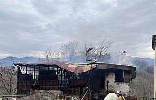 Giresun'da evde çıkan yangında yaşlı kadın...