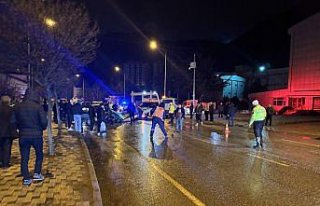 Gümüşhane'de iki otomobilin çarpışması...