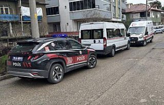 Karabük'te yalnız yaşayan yaşlı kadın evinde...