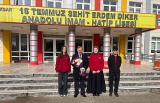 Niksar Kaymakam Perçi, öğrencilerle buluştu