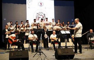 OMÜ'de yabancı öğrencilerden oluşan koro...