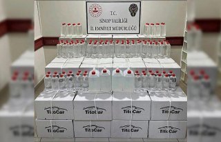 Sinop'ta sahte içki operasyonunda bir kişi...