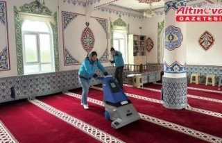 Vezirköprü'de ramazan öncesi camilerde temizlik...