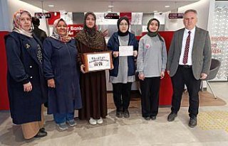 Amasya'da öğrenciler harçlıklarıyla Gazze'de...