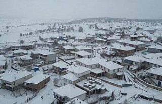 Amasya'nın yüksek kesimlerinde kar etkili oldu