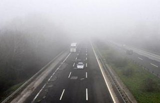 Anadolu Otoyolu'nun Düzce kesiminde sis etkili...