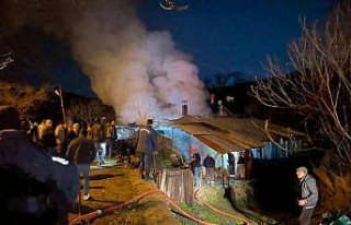 Artvin'de evde çıkan yangın söndürüldü