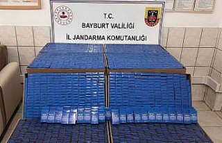 Bayburt'ta 2 bin paket doldurulmuş makaron ele...