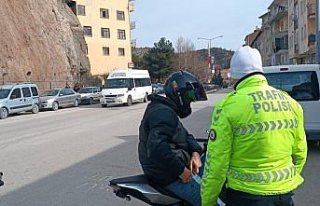 Çorum'da 5 motosiklet sürücüsüne 266 bin...