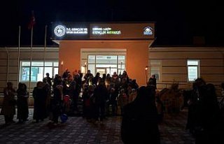 Çorum'da çocuklar teravih namazına “fener...