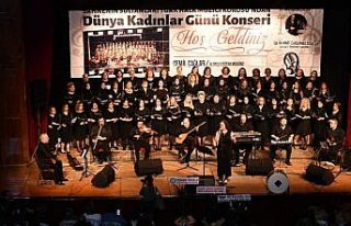 Çorum'da ev hanımlarının kurduğu “Sahnenin...