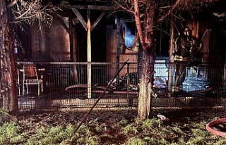 Düzce'de çıkan yangında tek katlı ev kullanılamaz...