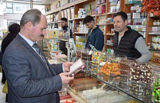 Havza'da zabıta ekiplerinden bayram şekeri...