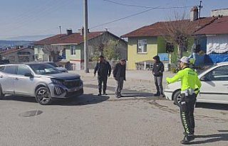 Karabük'te otomobil ile SUV tipi aracın çarpıştığı...