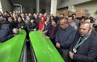 Karabük'te trafik kazasında ölen çiftin cenazeleri...