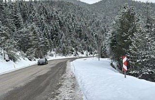Karabük'ün yüksek kesimlerine kar yağdı