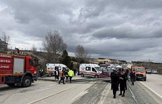 Kastamonu'da devrilen hafriyat kamyonunun sürücüsü...