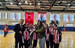 Salıpazarı'nda futsal turnuvası düzenlendi